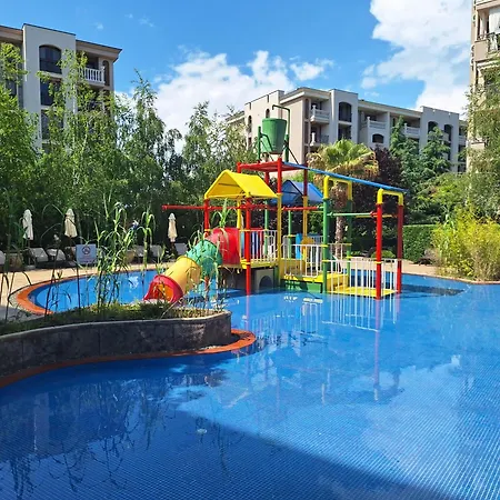 3 With Poolview In Cascadas Apartament *