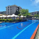 3 With Poolview In Cascadas Apartman *