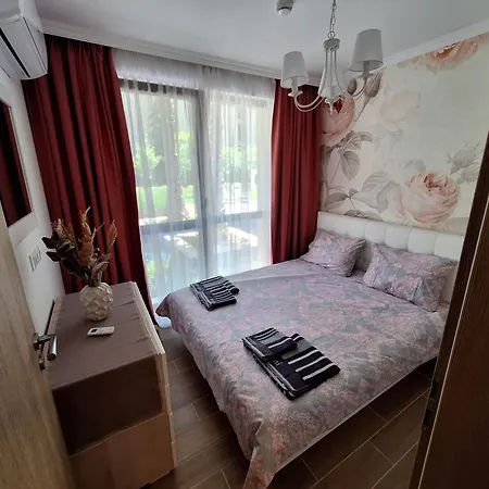 3 With Poolview In Cascadas Appartement *