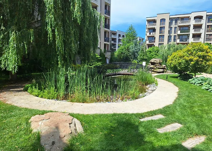 3 With Poolview In Cascadas Appartement *